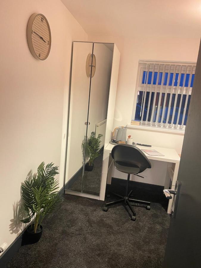 Elegant Studio1 Netflix Bathroom Close To Beach Swansea Exterior foto