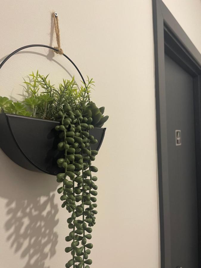 Elegant Studio1 Netflix Bathroom Close To Beach Swansea Exterior foto